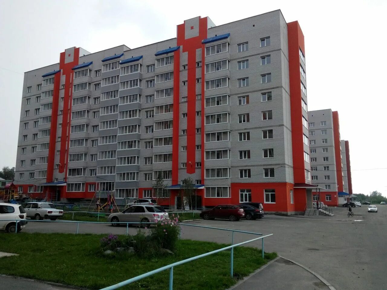 Квартира от застройщика новоалтайск. Деповская 12 барнаул. Жк радужный новоалтайск. Деповская 12 новоалтайск. Прудская 40 новоалтайск демидов парк.