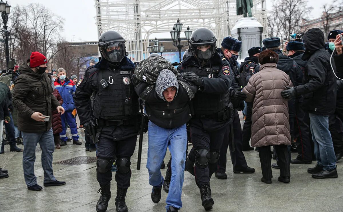 Последствия митингов. Протесты в Москве 23 января 2021. Митинг Навального 23 января 2021 Москва. Митинги в России 2021 Навальный.