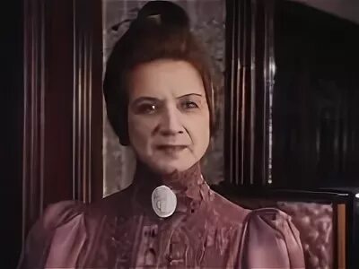 Гузеева интервью. Книга хозяйка. Хозяйка содержание. Роальд даль чарли и большой стеклянный лифт. Хозяйка пансиона.