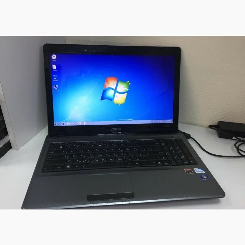 Ноутбук ASUS a52j. A52j ASUS Intel Pentium p6100 Radeon 6370m. A52j. ASUS a52j характеристики.