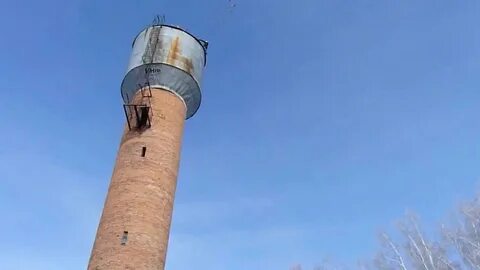 Возле водонапорной башни