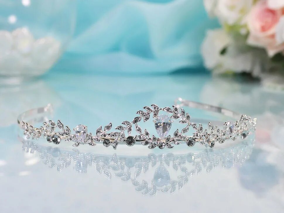 тиары и диадемы. диадема. тиара дакота. тиара vs диадема. тиары короны и диадемы принцесс.