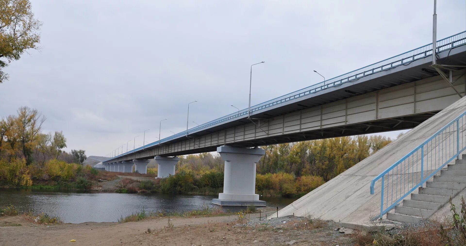 Сакмарский мост Оренбург. Мост в Башкирии и Оренбургской области. Мост Новоорск. Мост Европа Азия Оренбург.