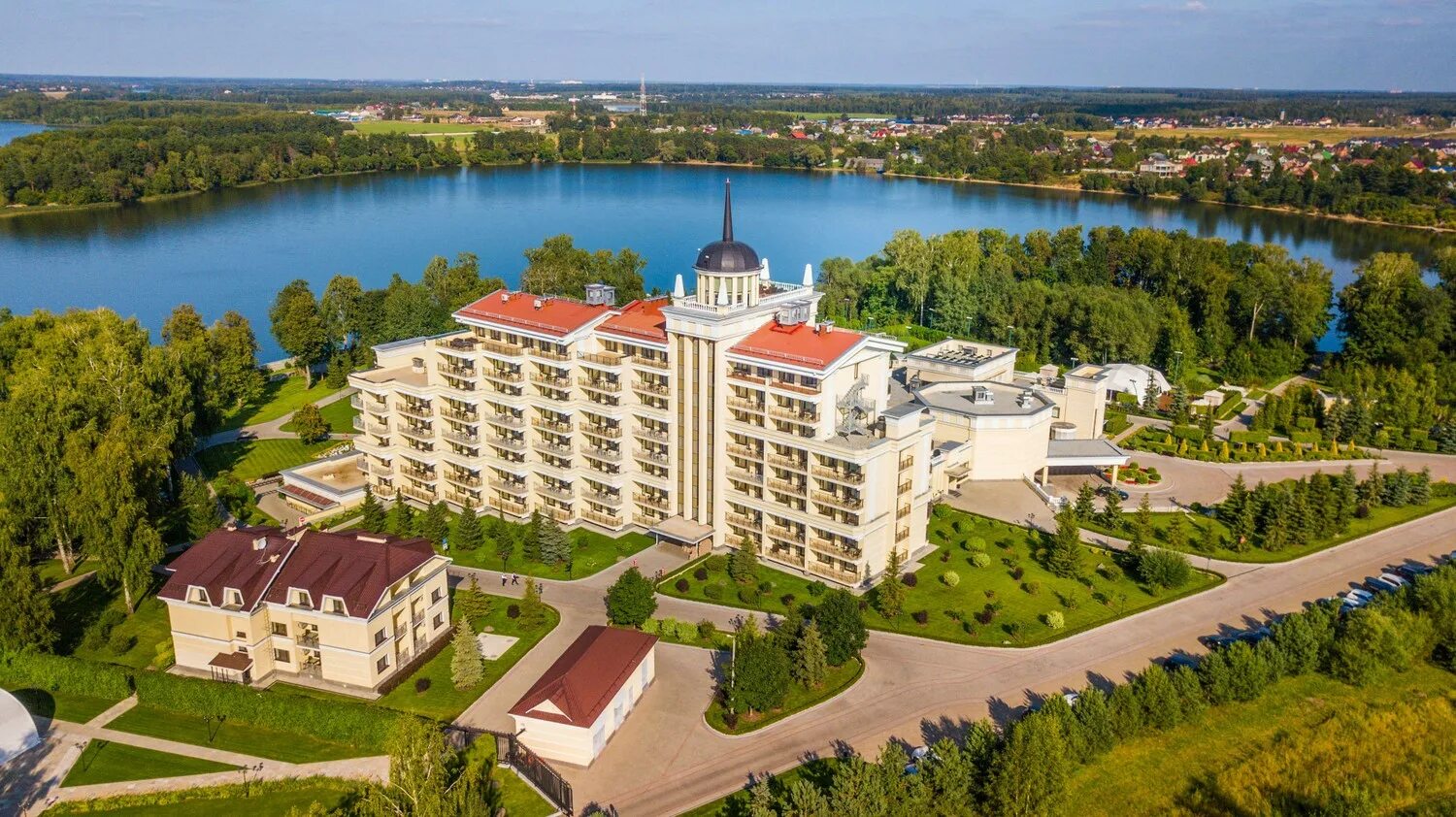 M’Istra’l Hotel & Spa, Истра. Мистраль Истра. Mistral Hotel and Spa Истра. Mistral Hotel Spa Подмосковье. Сайт отеля мистраль