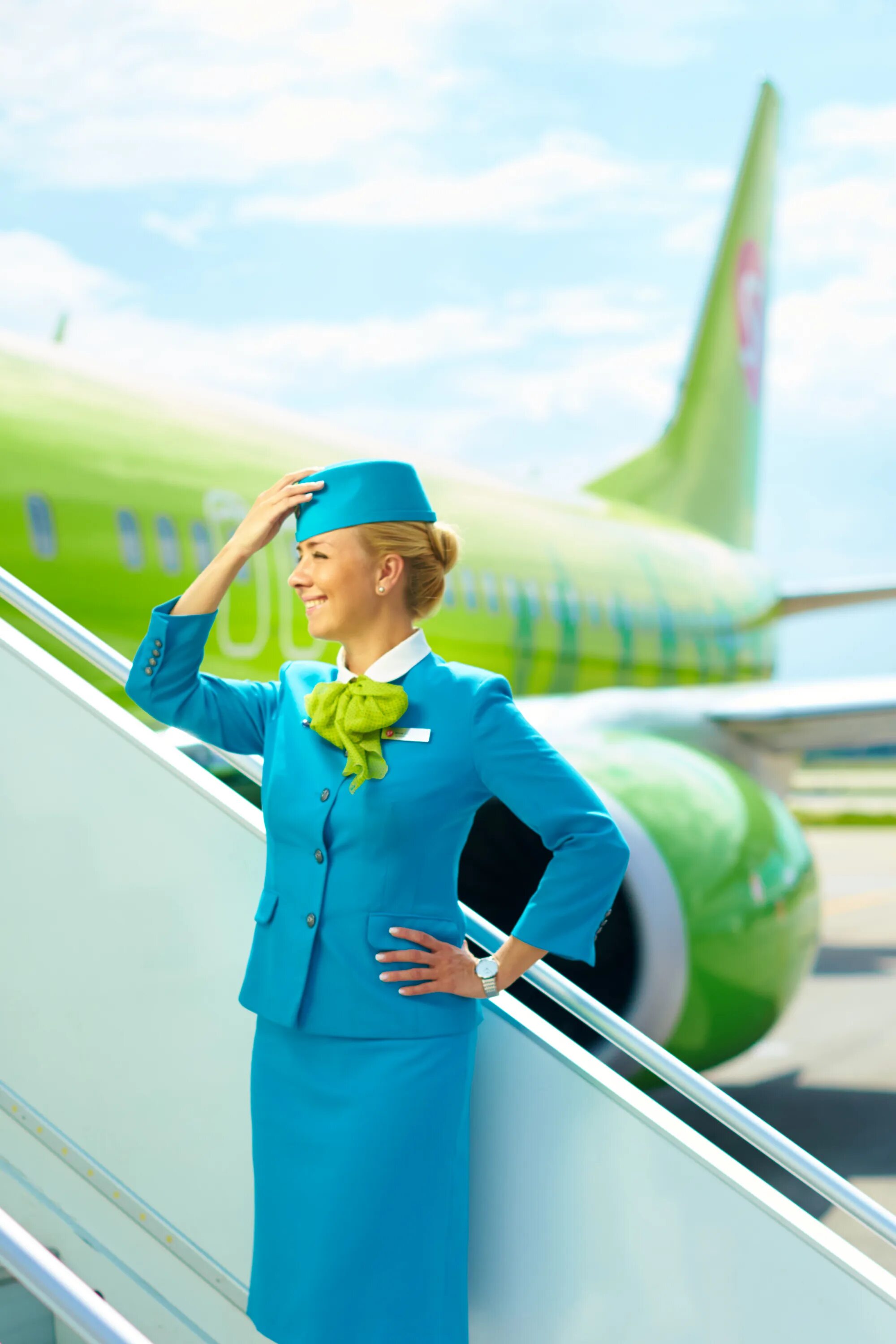 С7 вакансии бортпроводник. Авиакомпания s7 Airlines стюардессы. Кристина Бортпроводник s7. Стюардесса s7 Airlines Диана. Стюардесса s7 Иркутск.