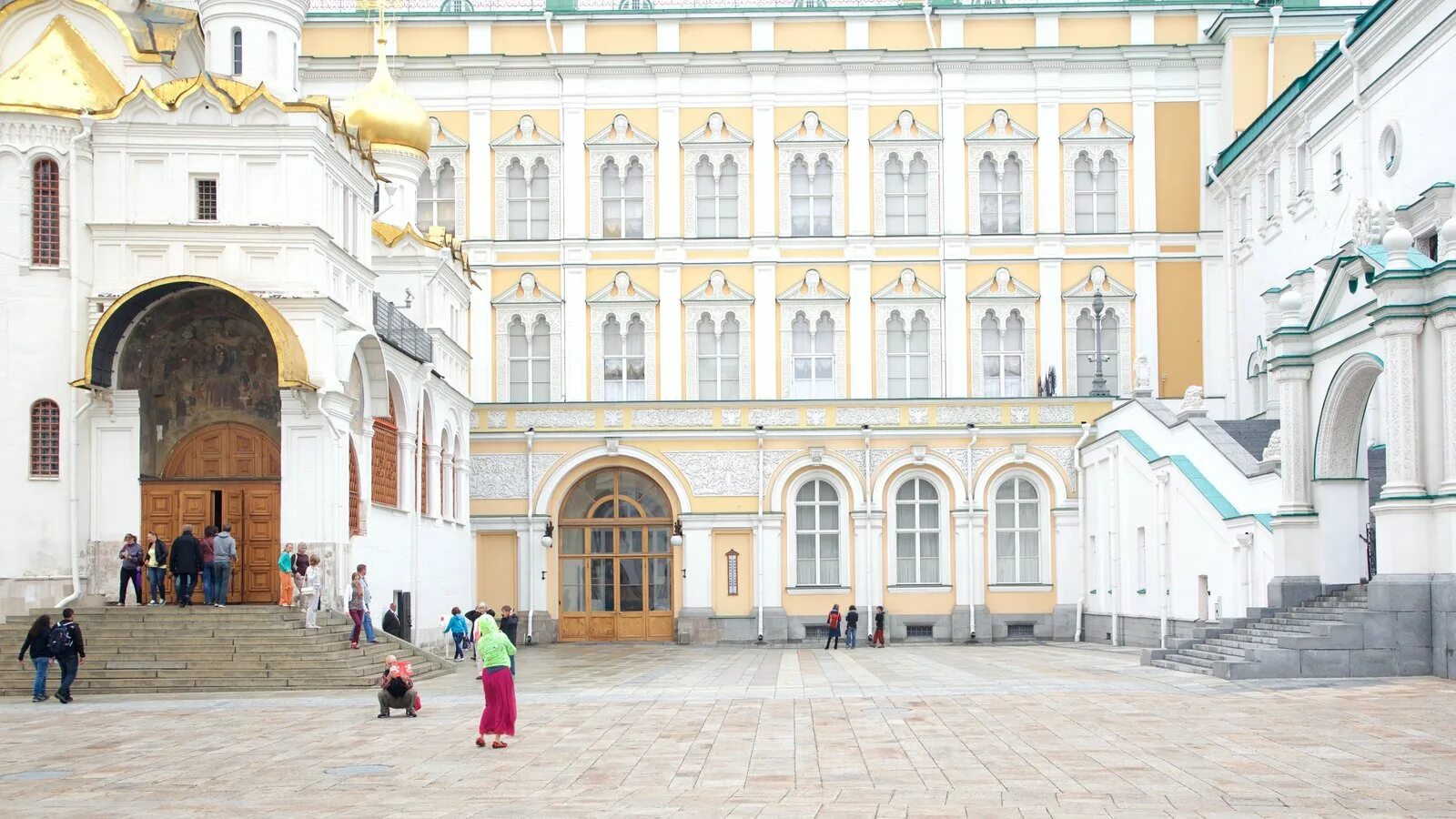 Царицына палата. Оружейная палата Московского Кремля. Музей Грановитая палата Московского Кремля. Средняя Золотая палата Московского Кремля. Золотая Царицына палата в Кремле.