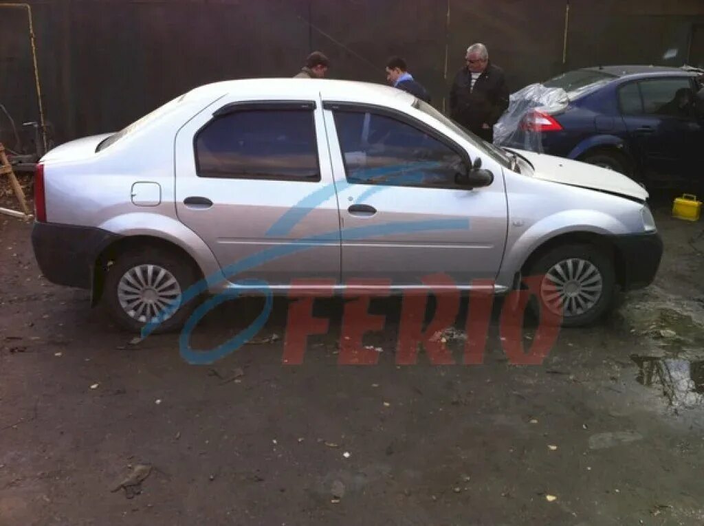 Разобранный рено логан. Рено логан 1 в разборе. Рено логан 2005. Разборки авто рено логан. Разборки авто рено логан.