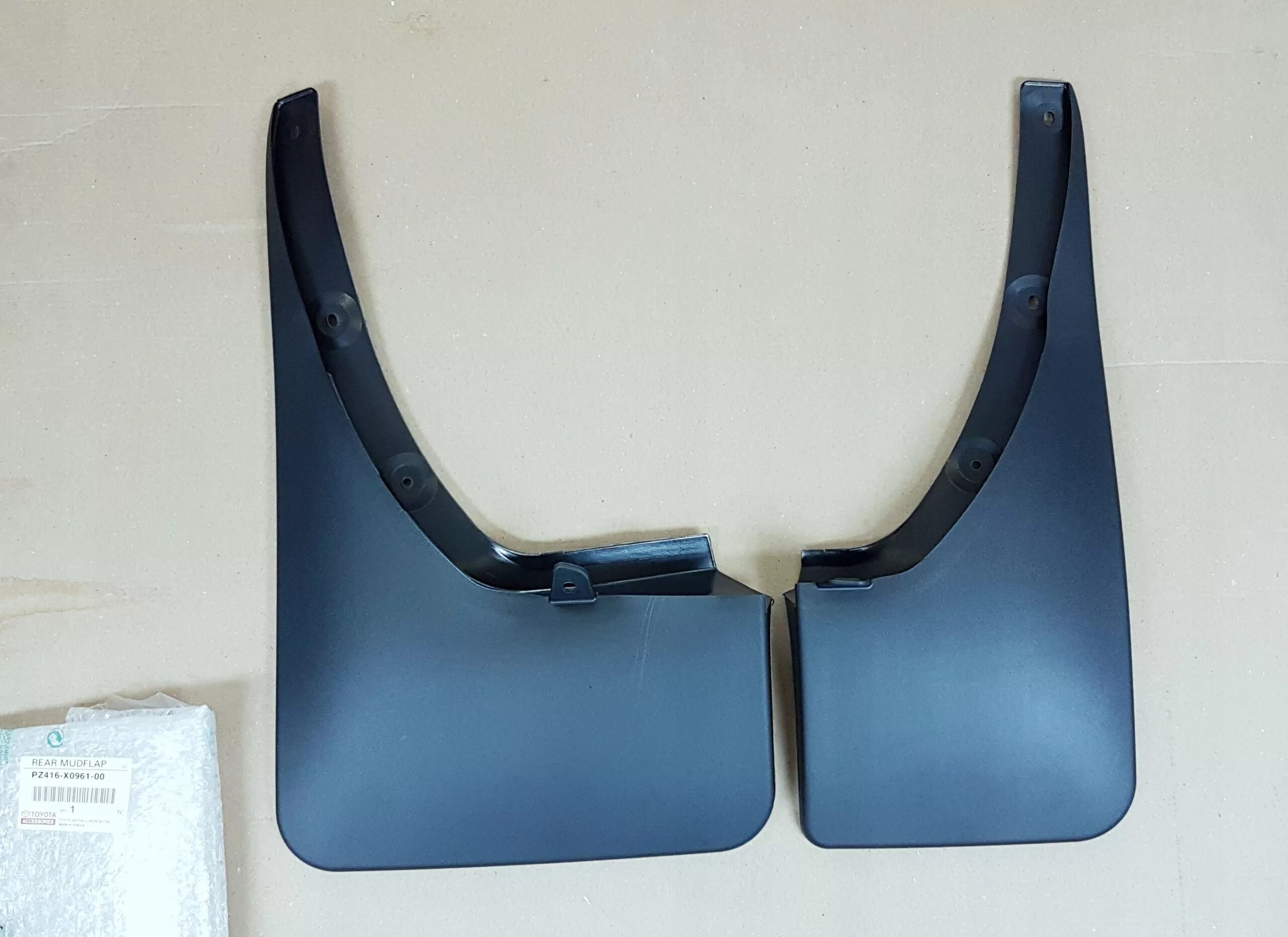 задние брызговики рав 4 1. задние брызговики рав 4 1. брызговики рав 4 2013г. рав 4 1 поколения брызговики. брызговики задние тойота рав 4 2007.