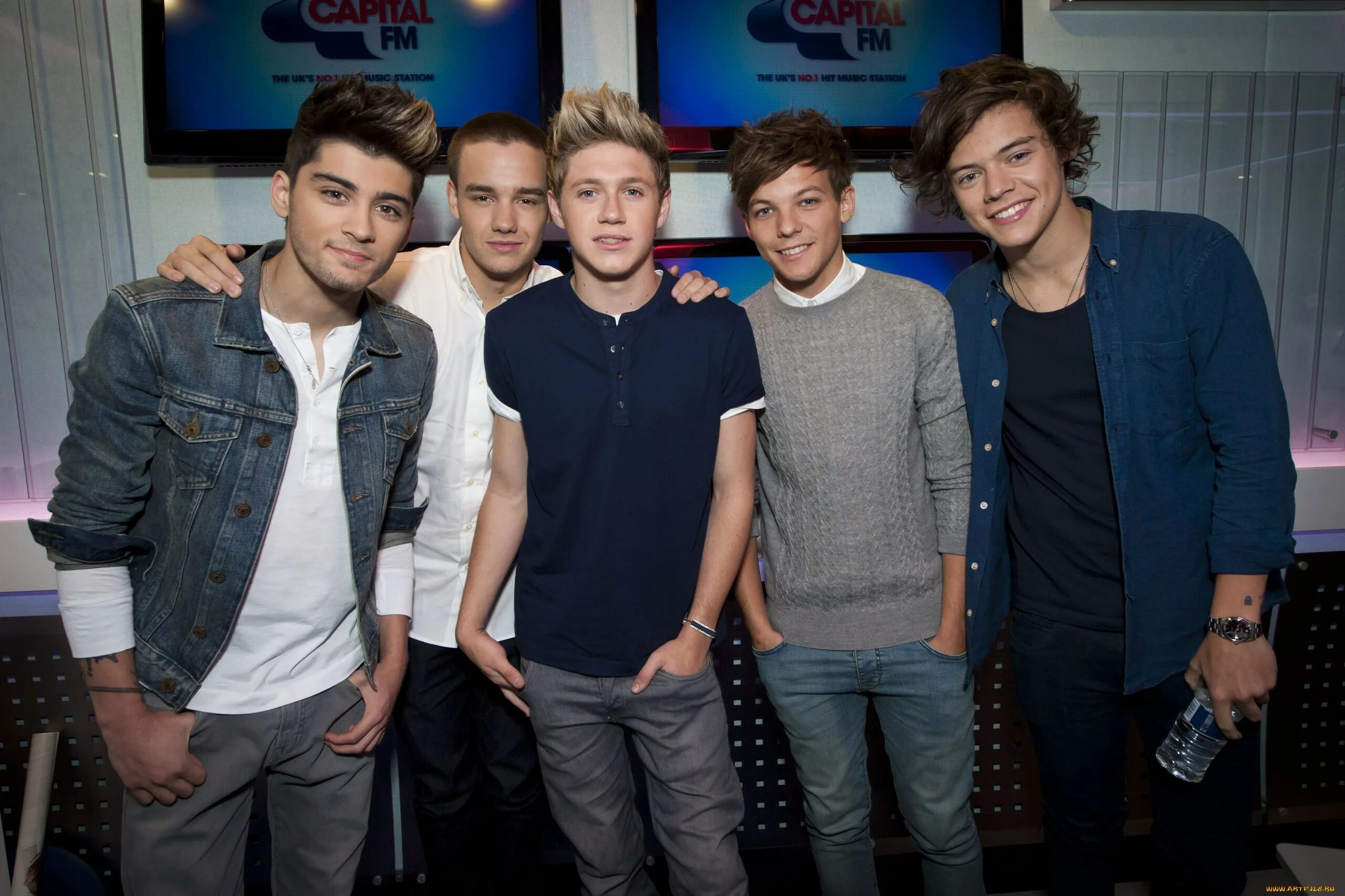 Ван дирекшн. One Direction. One Direction 1. Группа оне директион. Группа one Direction состав.