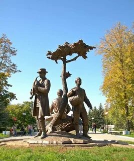 Памятник древо жизни