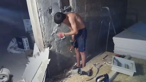 Приклеить гипсокартон на монтажную пену