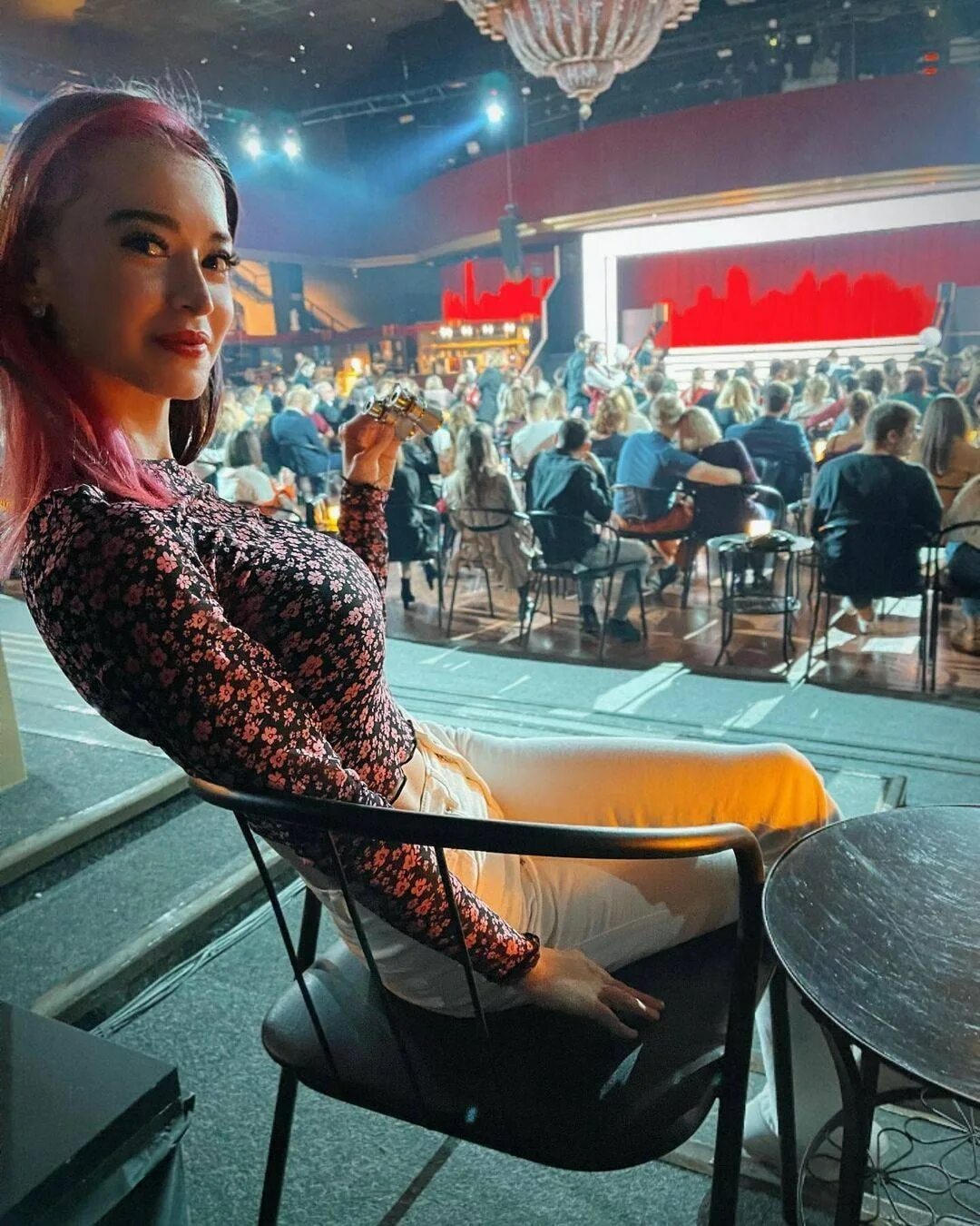 Maniac alisa liqueen. Анжелика liqueen. Liqueen. Liqueen анжелика едзиева. Liqueen.