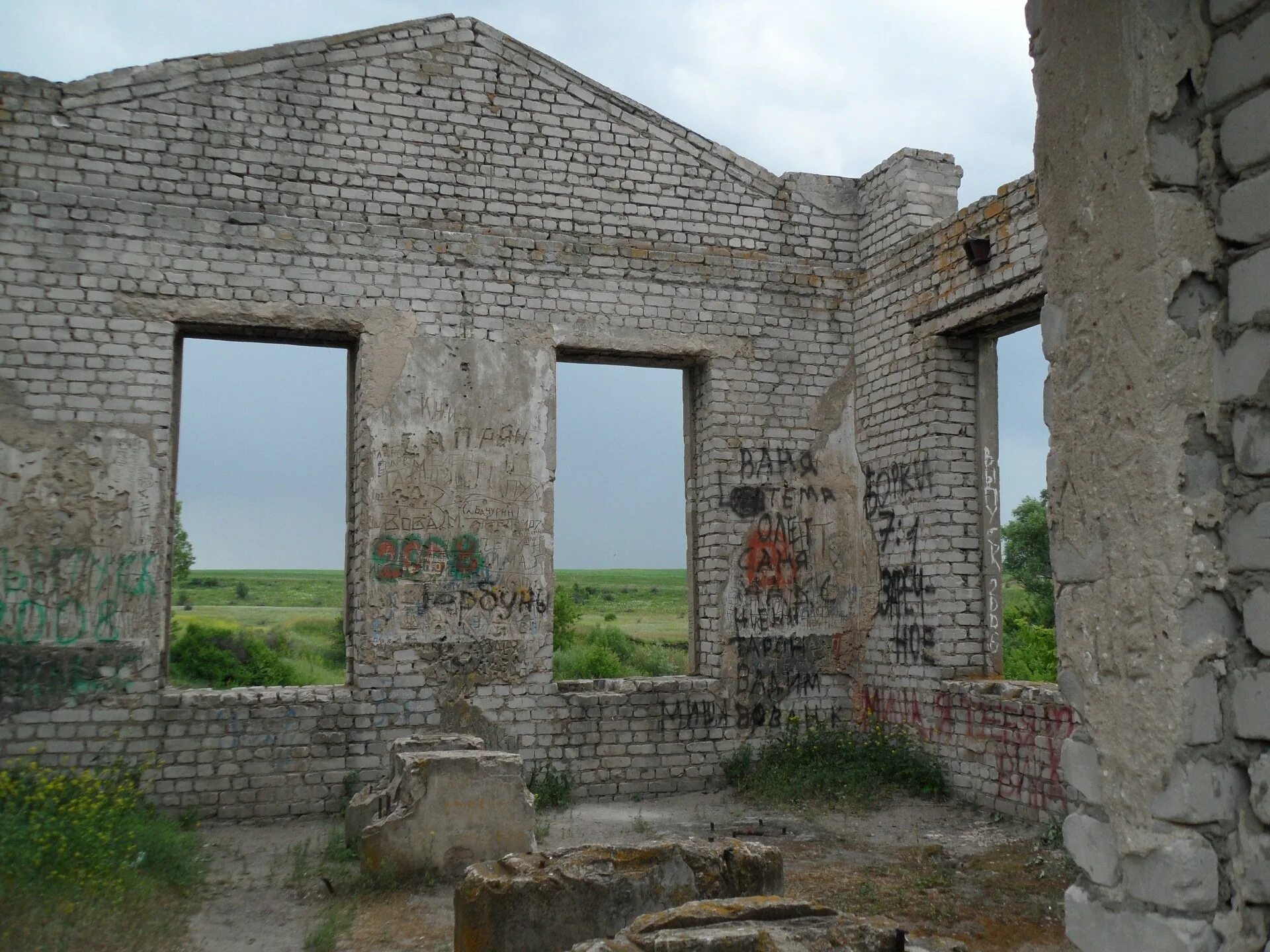 Погода село борки. Усадьба в селе Борки Тербунского района. Дворец в Борках Липецкой области. Усадьба Борки Тербунского района Липецкой области. Замок в Борках Липецкой.