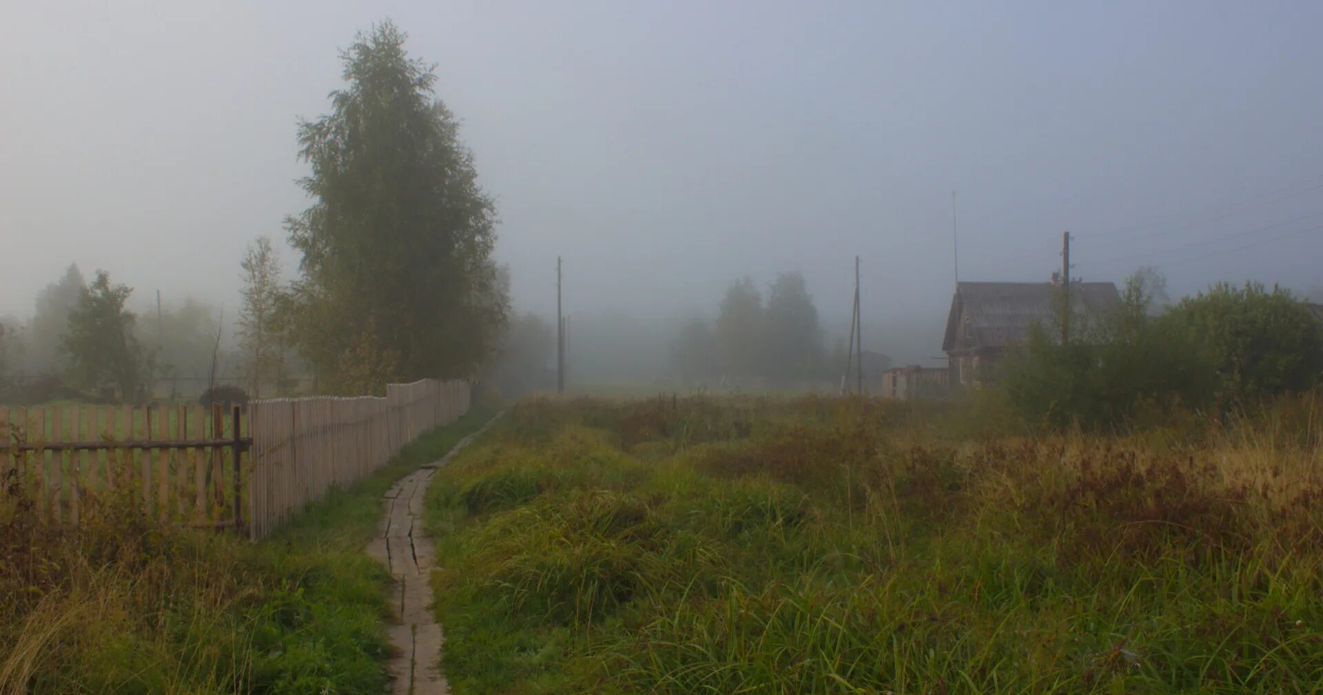 Сонная деревня калачи. Сонная деревня в Казахстане. Деревня туманы Кировской области.