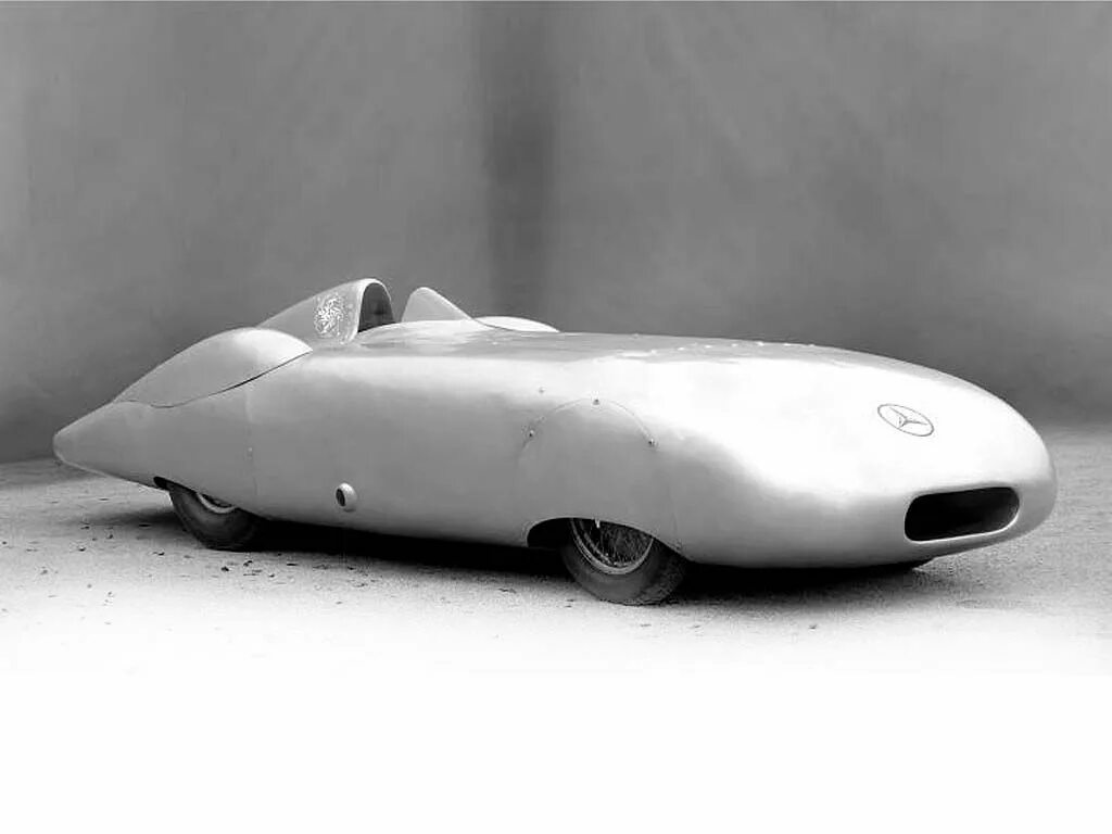 Mercedes w25 streamliner 1937. Mercedes benz w125. Mercedes-benz w165 1939. Мерседес w154 1939. Mercedes benz w125.