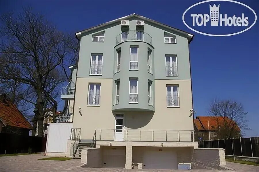 Априори ул. Зеленоградск санаторий зеленоградск девушка. Калининград янтарный отели. Зеленоградск гостиницы. Зеленоградск калининградской недорогие отели.