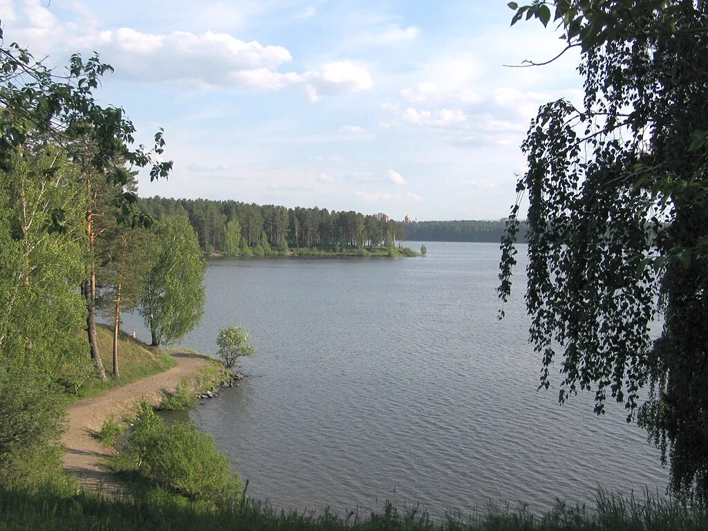 озеро новый путь сосновоборск. городское озеро железногорск. посёлок первомайский красноярский край. поселок подгорный красноярский край озеро. пляж железногорск красноярский край.