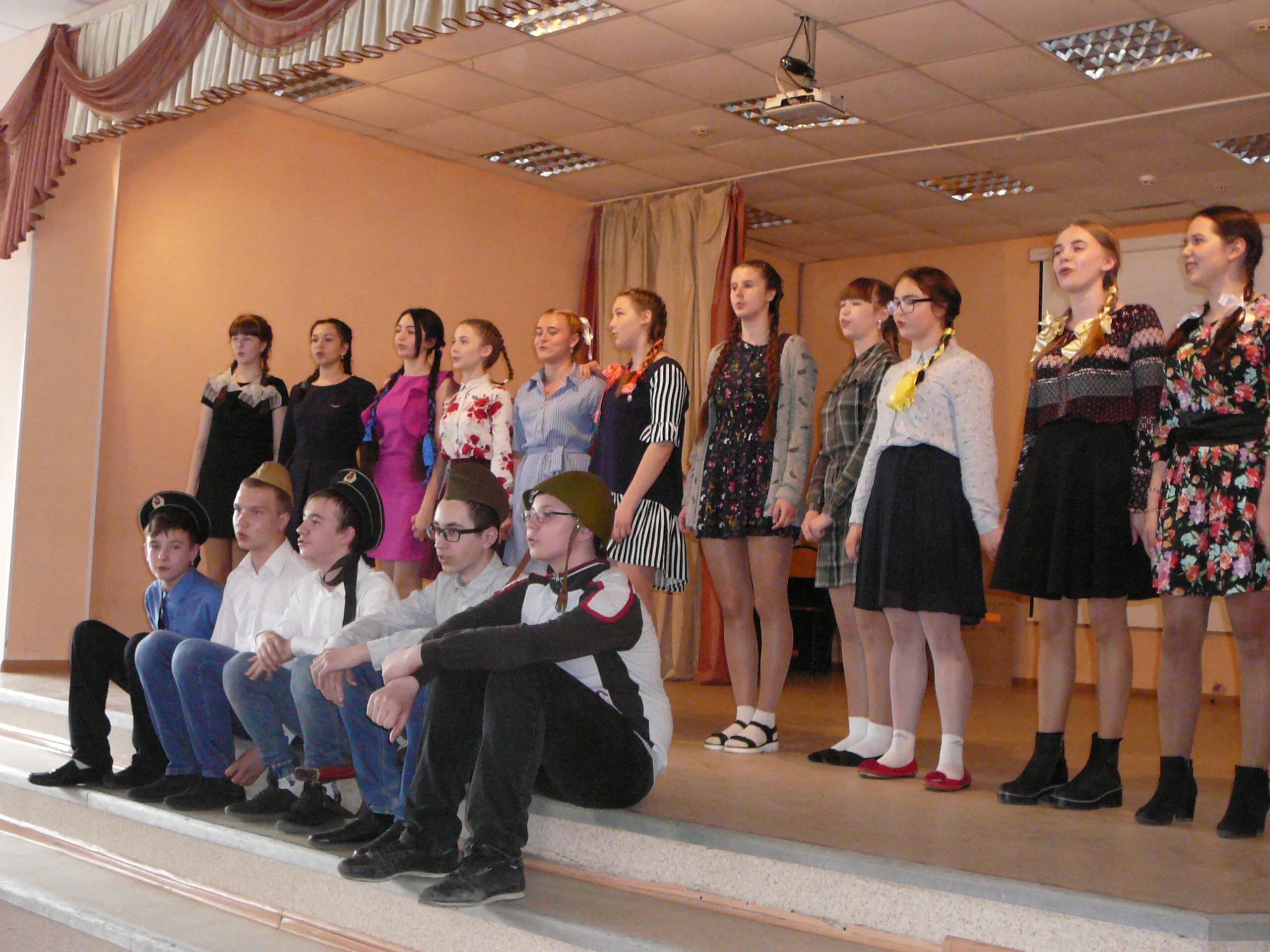 сайт школы 54 новоуральска. 54 школа брянск учителя. 5г класс школа. школа 41 новоуральск. сайт школы 54 новоуральска.