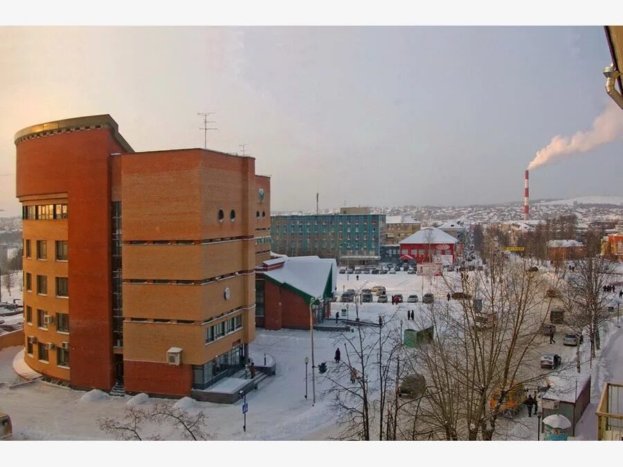 Сбербанк лысьва проспект победы. Аварийная лысьва. Парк в лысьве поповский сад. Лысьва пермский край лысьвенский завод. Поповский сад лысьва.