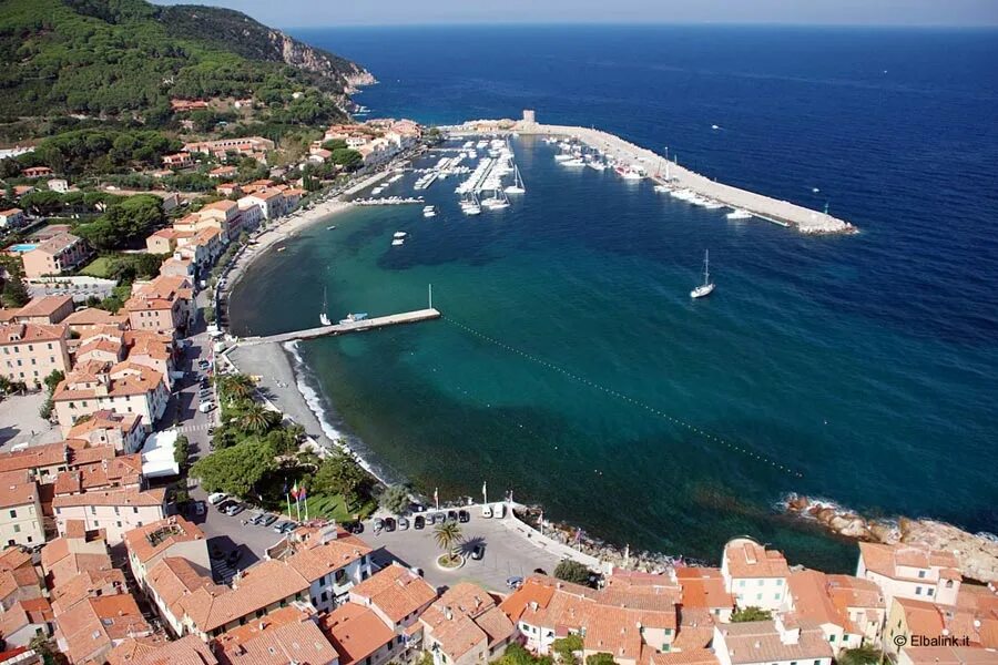 Marina islands. Марчана Эльба. Остров Эльба Италия.