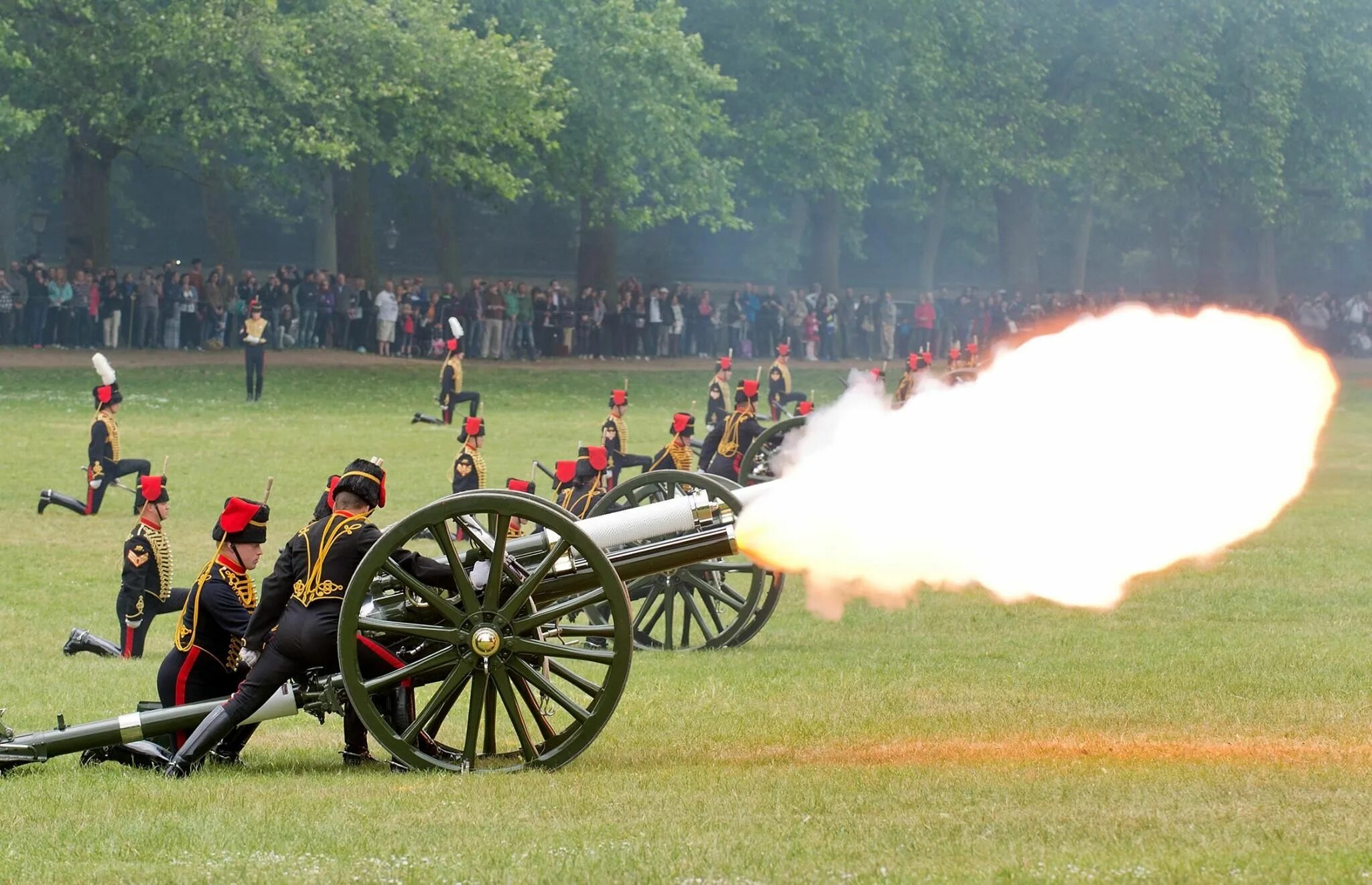 Royal Horse Artillery. Британская артиллерия. Королевская артиллерия. Артиллерия Британии. 12 noon