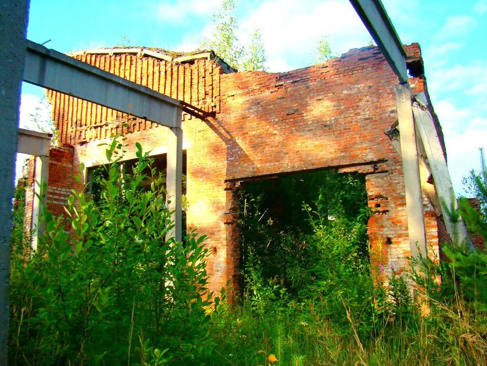 2 й кирпичный завод. Кирпичный завод в деревне. Сергиев посад, улица 2-й кирпичный завод, 19. Псков кирпичный завод. Сергиев посад, улица 2-й кирпичный завод, 19.