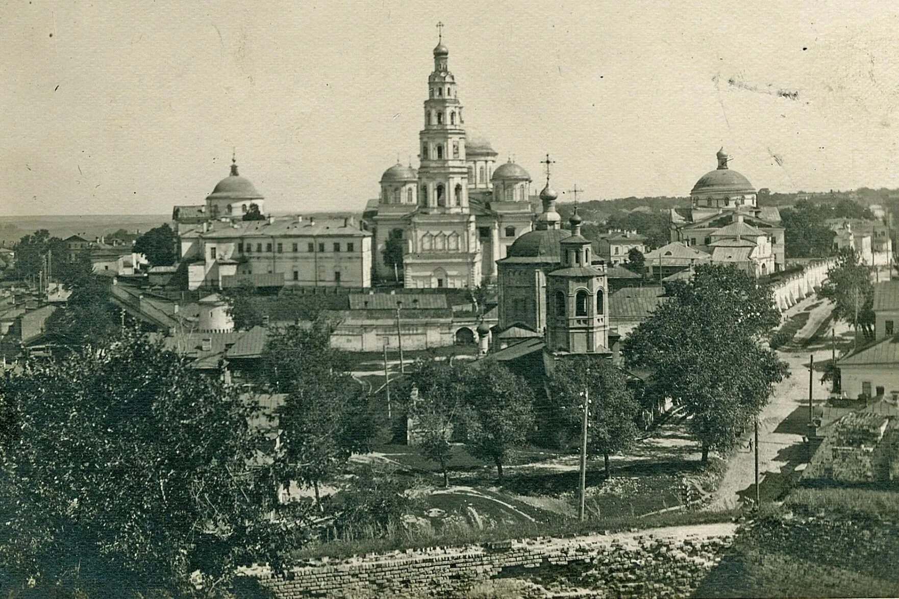 Старые сайты храмов. Казанский Богородицкий монастырь. Казанский Богородицкий монастырь старые. Богородицкая Церковь Казань улица.