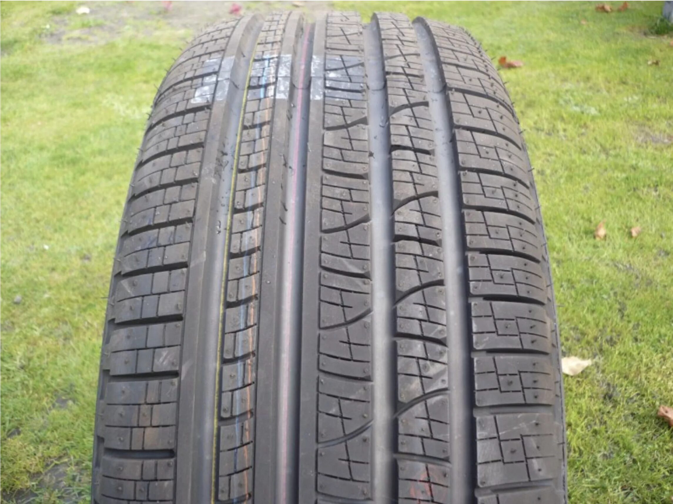 Pirelli 265/40 r22. Пирелли всесезонная 17.