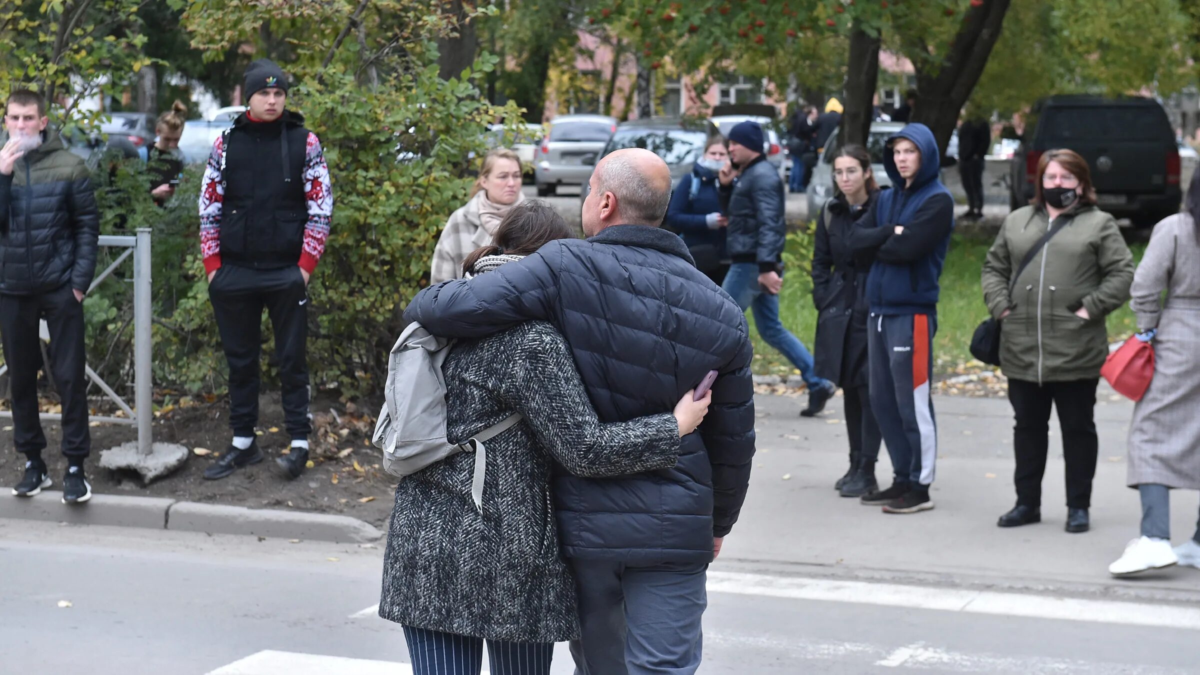 Родственники погибших в москве. Трагедия в Пермском университете.