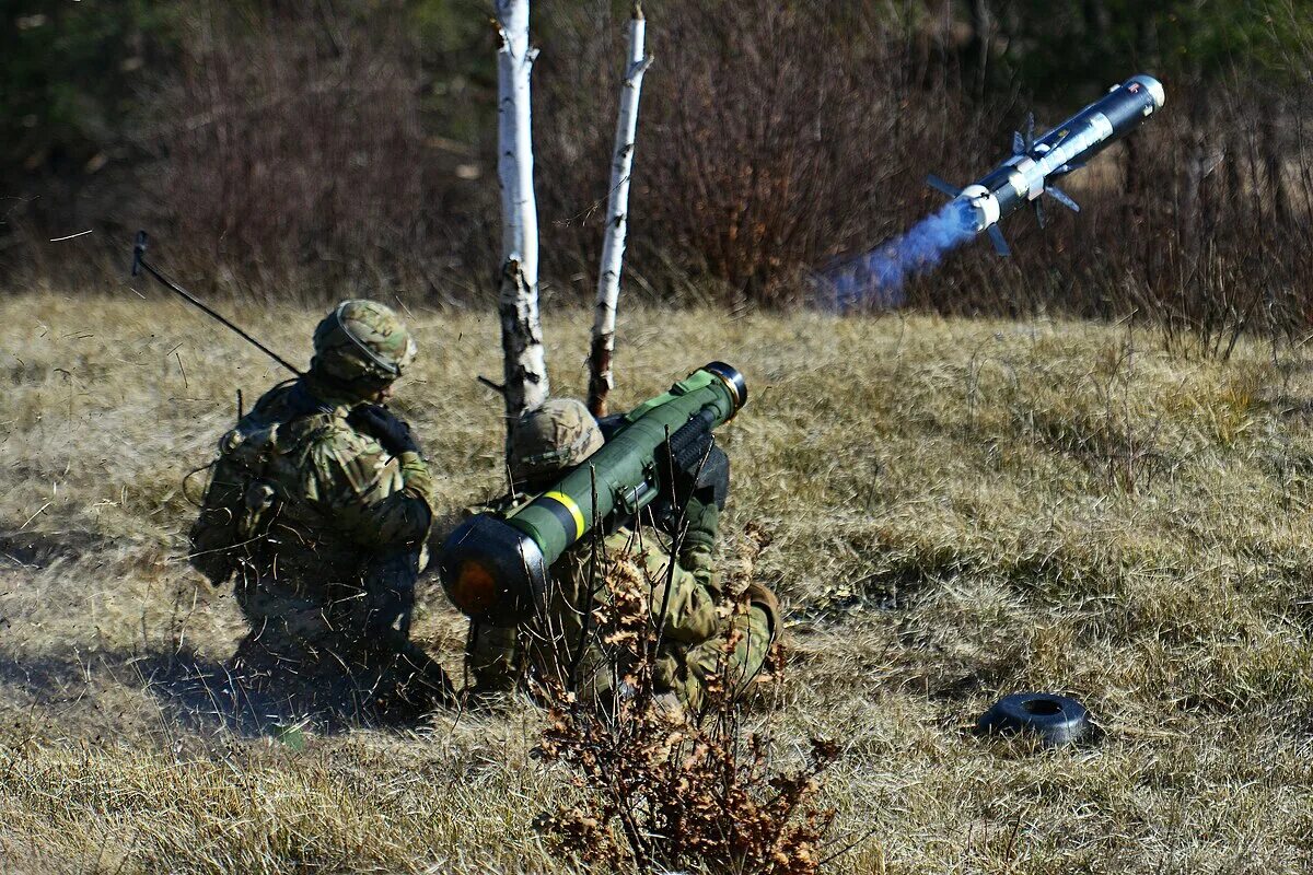 Комплексами javelin. Fgm-148 javelin птрк. fgm 148 джавелин. fgm-148 «джавелин (javelin).
