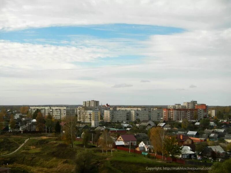 Вешки заречье коттеджный поселок. Речка в приволжске. Монастырь город приволжск. Г приволжск ивановская область. Работа город приволжск.