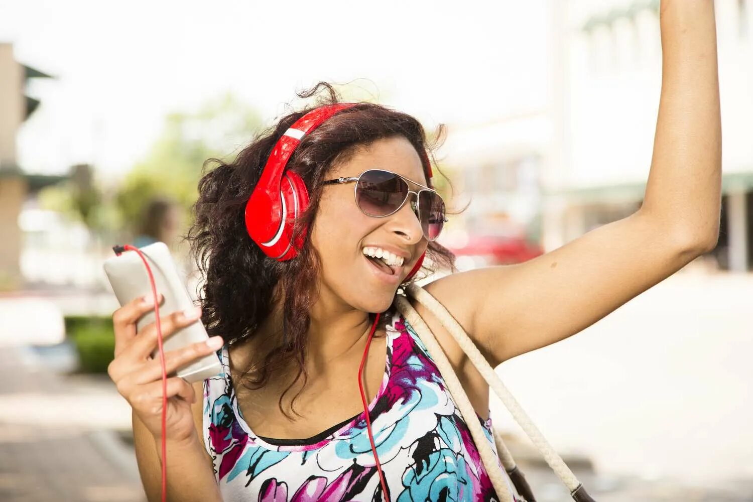 She is listening music