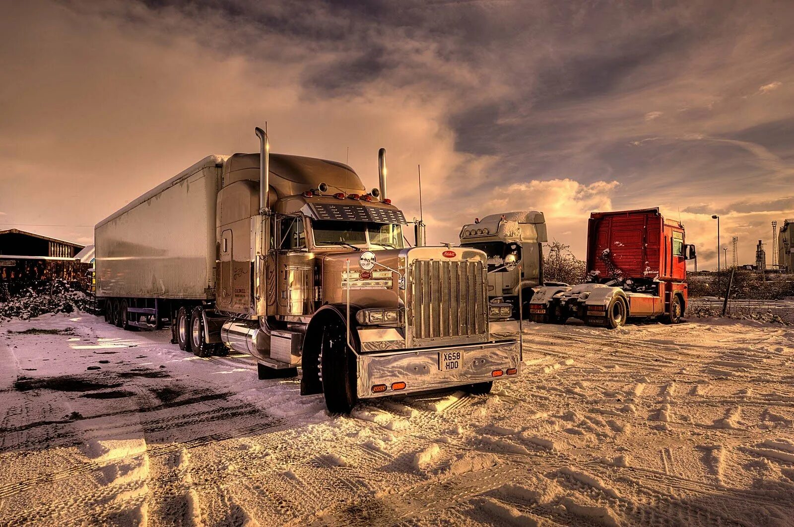 Зимний грузовик. Американский грузовик Peterbilt. Peterbilt 379. Петербилт 379 негабарит. Американские траки Петербилт.