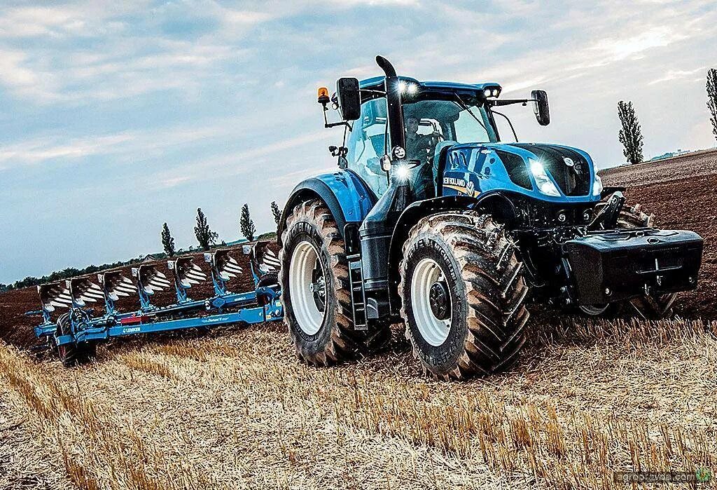Трактор нью холланд. В. 270. Трактор new holland t9040. New holland tractors.