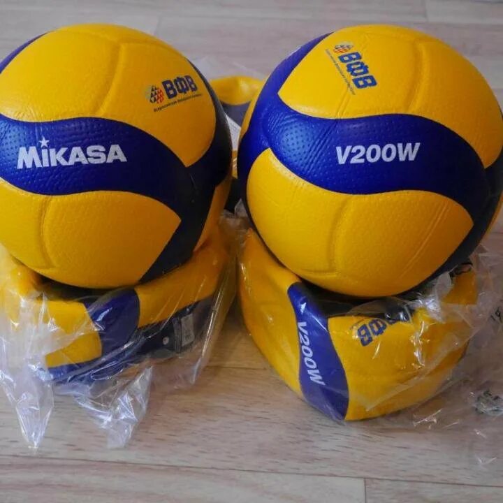 Мяч микаса 200. Мяч микаса v200w. мяч волейбольный mikasa v200w. mikasa 200w волейбольный мяч. mikasa v200w и mva 200.