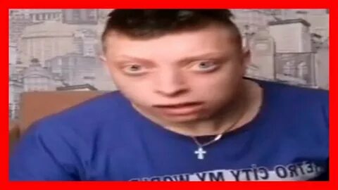 Мужик из тик тока ест креветки