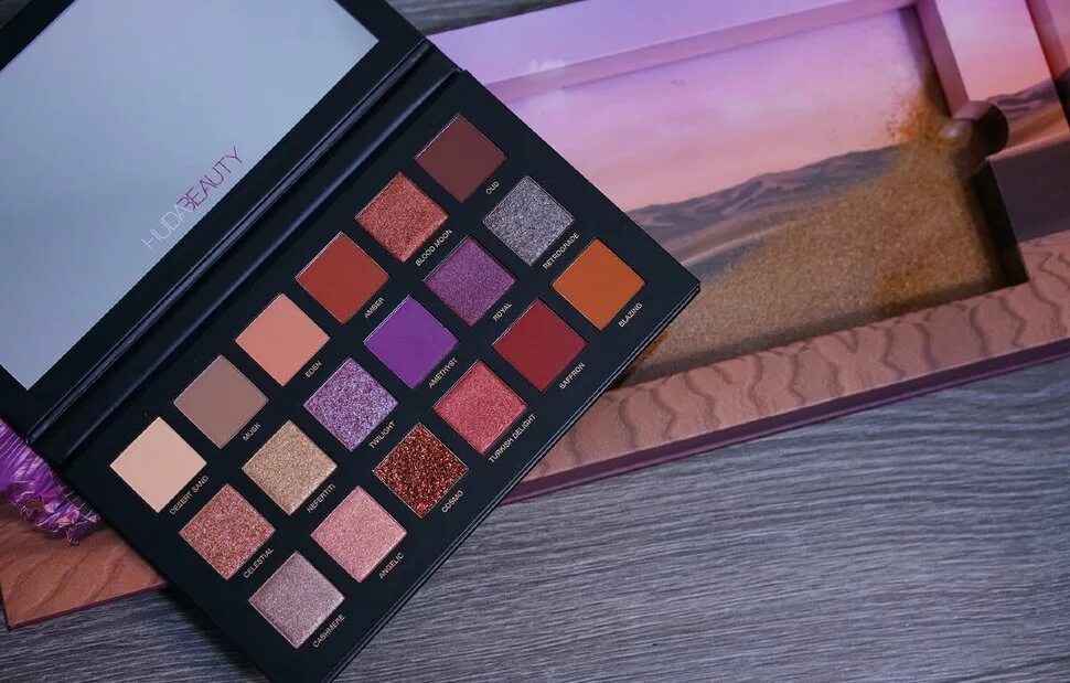 Палетка теней Huda. Палетка теней Huda Beauty. Палетка Huda Beauty Rose Quartz. Палетка теней Huda Beauty Rose. Палетка худа