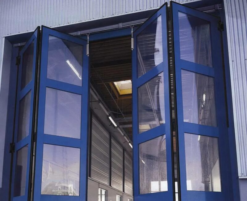 Складные ворота. Складные ворота гармошка hormann. ворота гармошка алютех. автоматические складные ворота гармошка doorhan. складные промышленные ворота гармошка автоматические.