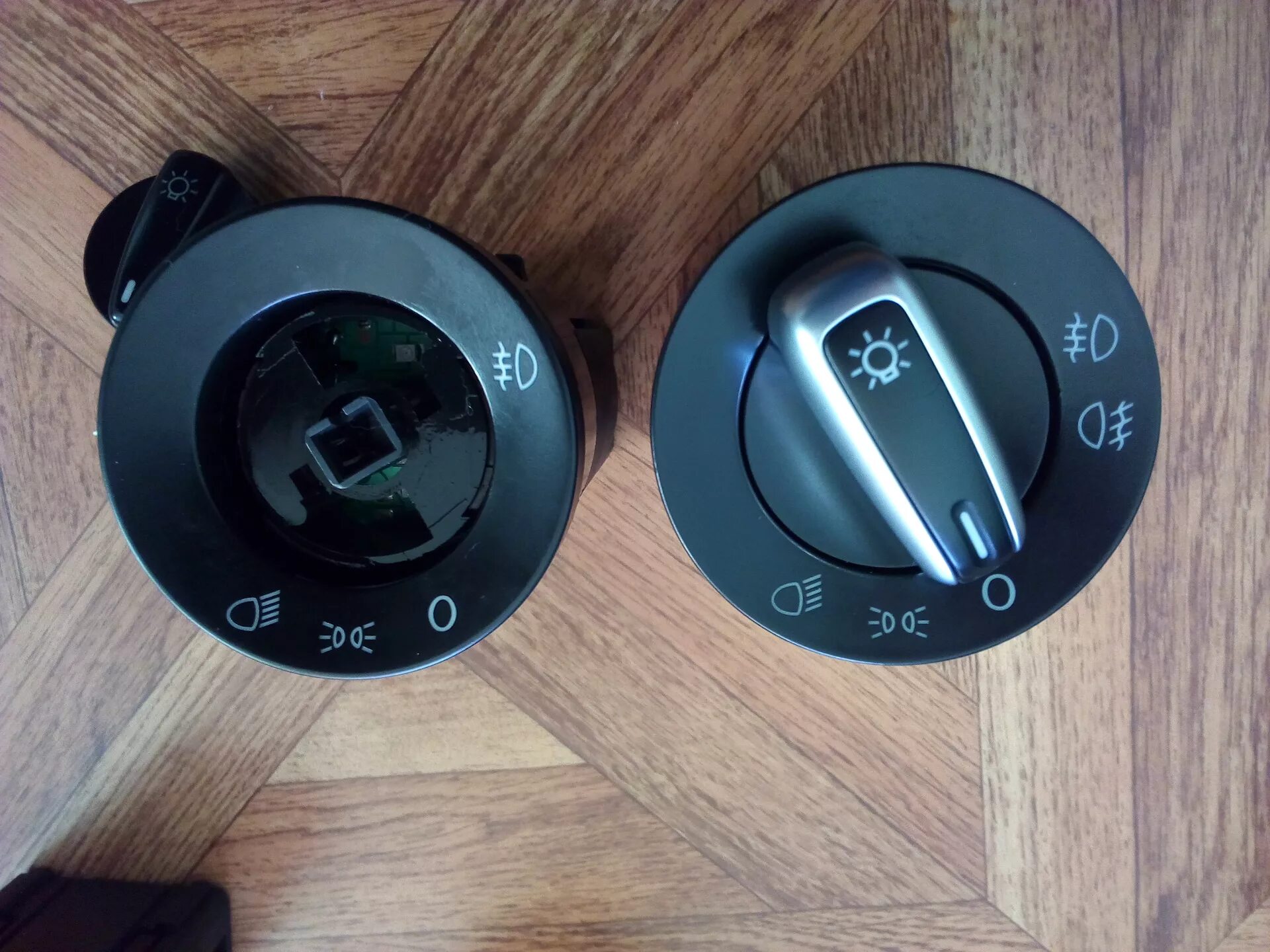 Режимный переключатель. Замена переключатель света мустанг 2010. чемможнозаменить переключатель светанагалокси1995г..