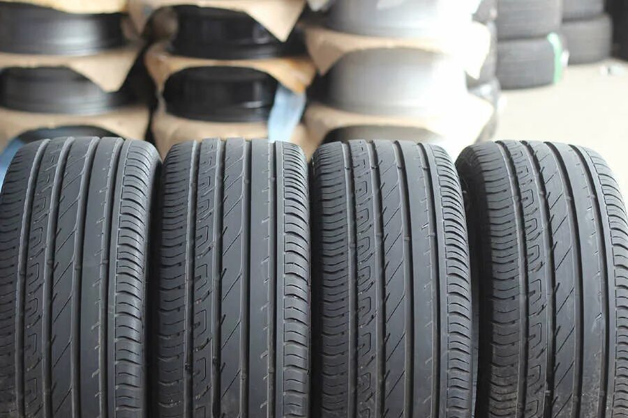 Хорошая резина на лето 16. Автомобильная шина Comforser cf700 205/40 r17 84w летняя. Автомобильная шина Comforser cf700 215/45 r17 91w летняя. Автомобильная шина Comforser cf700 215/40 r17 87w летняя. Автомобильная шина Comforser cf700 225/30 r20 85w летняя.