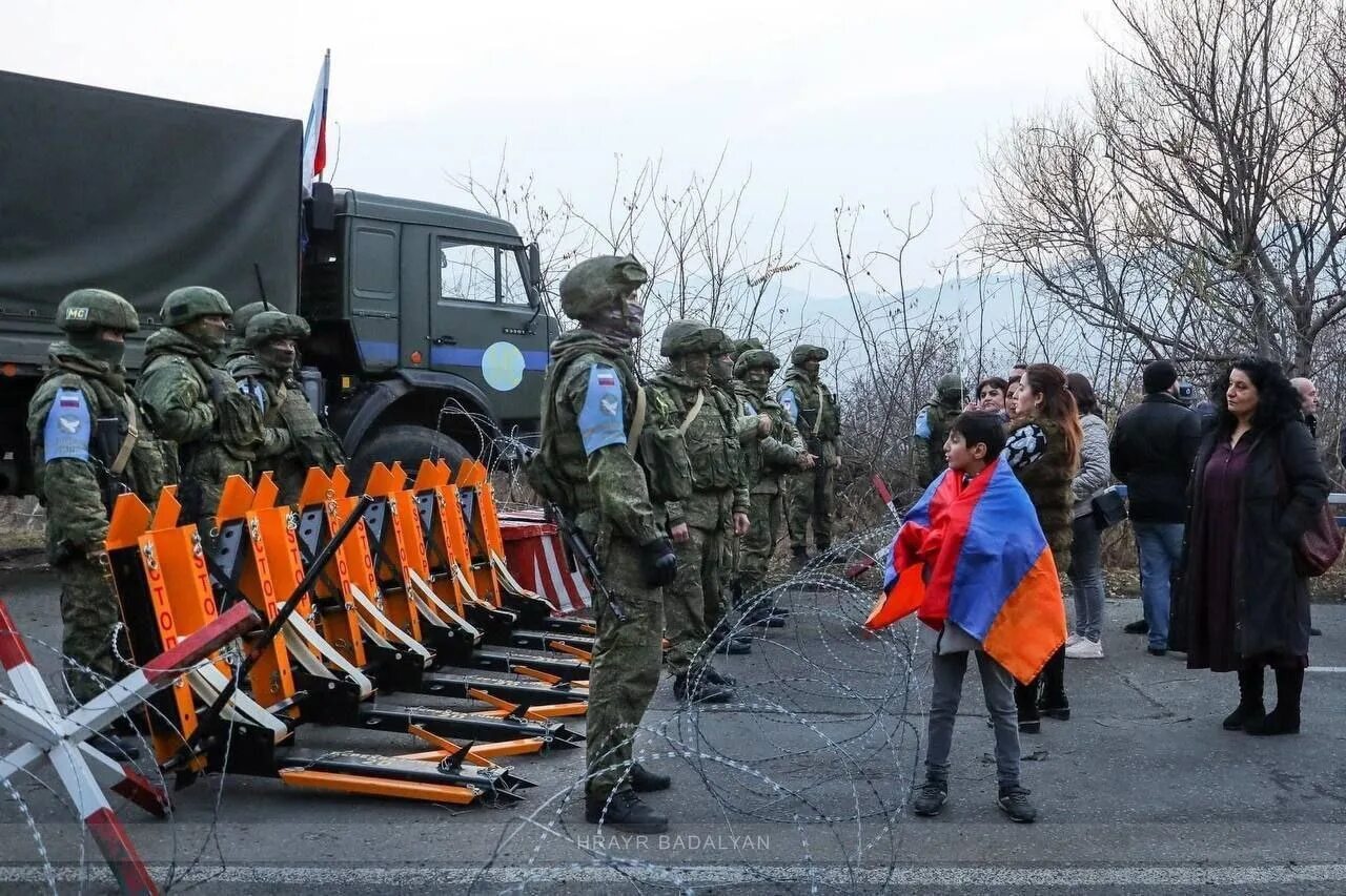 Арцах последние. Арцах блокада Армения. Миротворцы в Карабахе. Блокада Арцаха. Войска миротворцев.