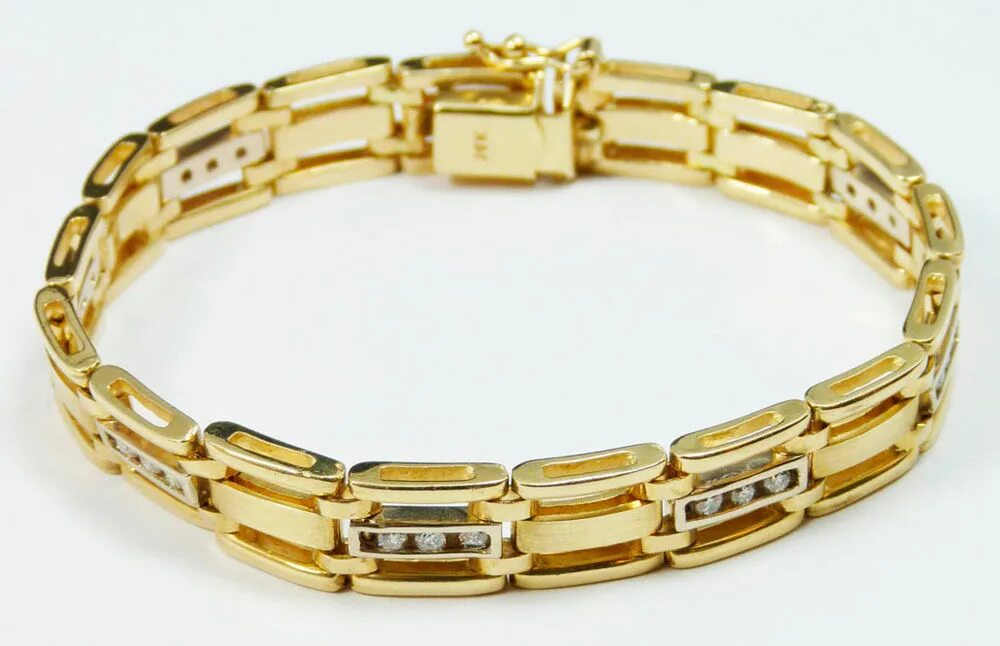 Модные мужские золотые браслеты. Золотой браслет картье. Браслет 9 грамм золота. Топаз золотой браслет 222368. Мужские золотые браслеты москва.