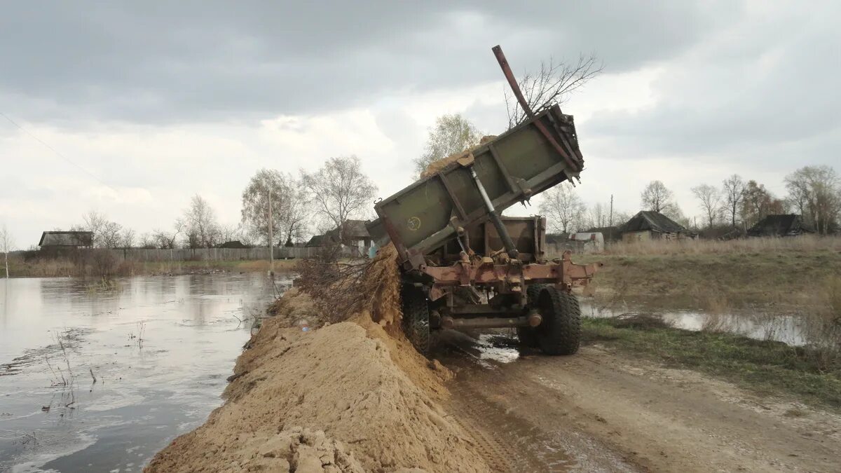 Уровень воды в мокше на сегодня. Паводок в Рязанской области Кадомский район. Наводнение в Кадоме 2012. Кадом наводнение. Кадом половодье.