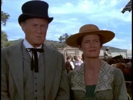 Stills - Dr. Quinn, Medicine Woman.