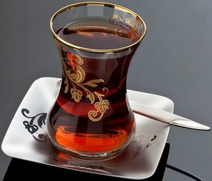 Азербайджанский стакан для чая. Армуд для чая азербайджанский. Азербайджанский чай армуду. Бакинские армуды. Армуду чай Азербайджан.