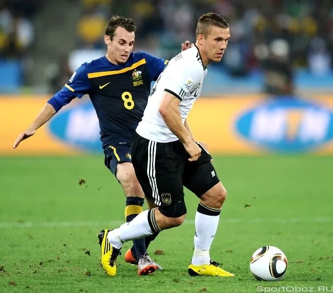 женский австралийский футбол. австралия германия италия композиторлору фотолору. сборная германии чм 2010. Germany australia. бывает австралия германия.