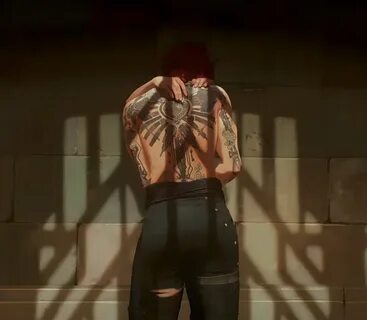 CAITLYN LITERALLY DISAPPEARS BEHIND HER MOTHERFUCKERS ARE YOU WATCHING THIS...