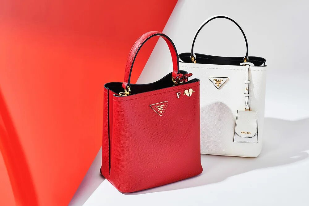 Collection bags. Сумки Prada женские 2022. Сумка Прада 2022. Коллекция Прада 2022 сумки. Сумки Прадо 2022.