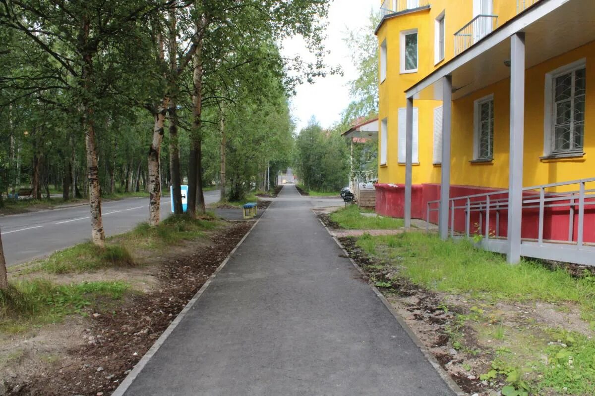 Копейск памятник кирову. Парк кирова в кирове. Центральный парк маяковского екатеринбург. Кировская аллея. Кировская аллея 2 кандалакша.