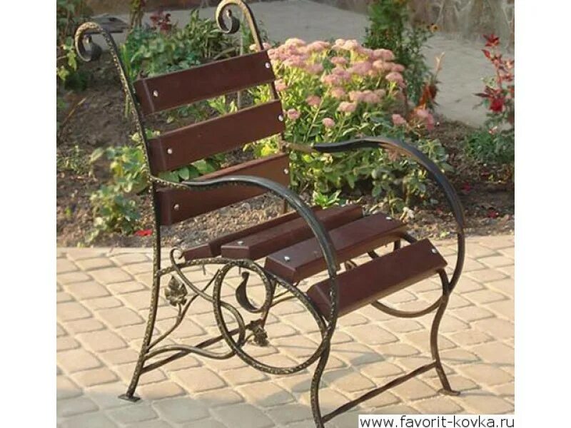 стул кованый садовый. стул кованый садовый. садовые стулья из металла. кованые стулья. чугунный стул.